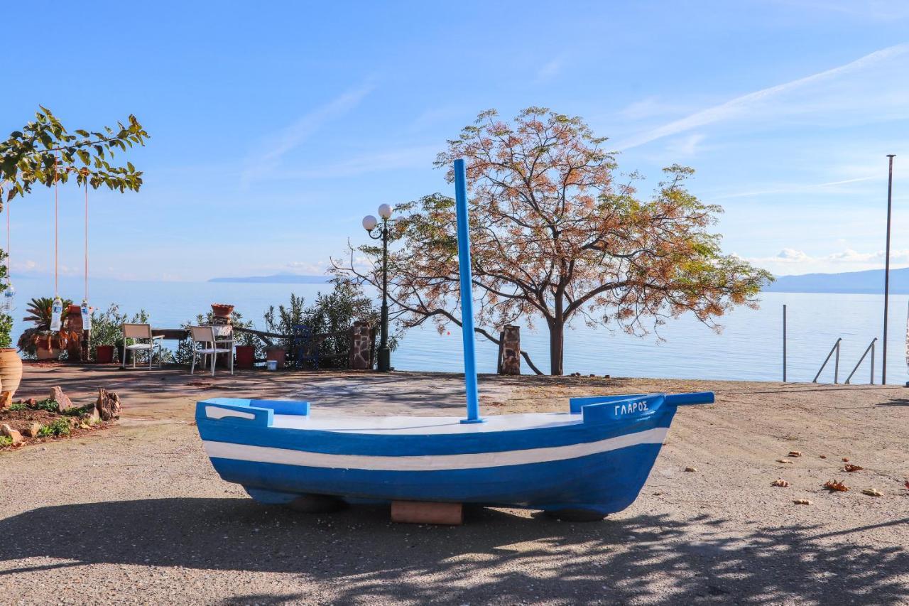 East & West Seaside Apartments Γιάλτρα Εξωτερικό φωτογραφία