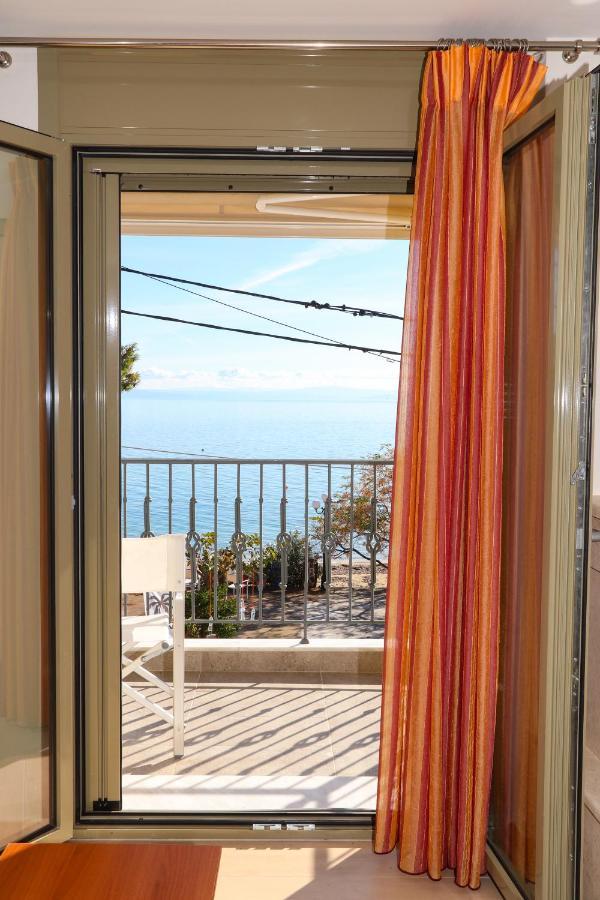 East & West Seaside Apartments Γιάλτρα Εξωτερικό φωτογραφία