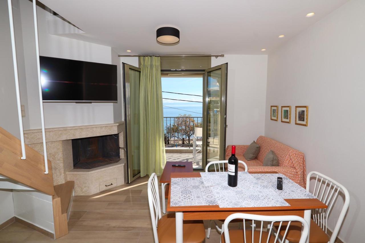 East & West Seaside Apartments Γιάλτρα Εξωτερικό φωτογραφία